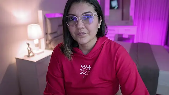 Camilaa bueno online show from December 12, 2024, 2:48 am