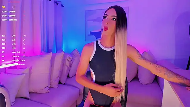 Snapshot of Ashley_Reminton chatting on December 21, 2024, 1:04 am Ashley Reminton online show from December 21, 2024, 1:04 am