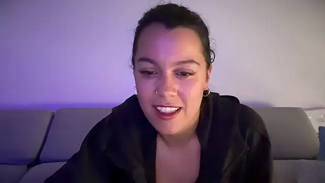 AmaraBella69 online show from October 21, 2025, 9:21 am