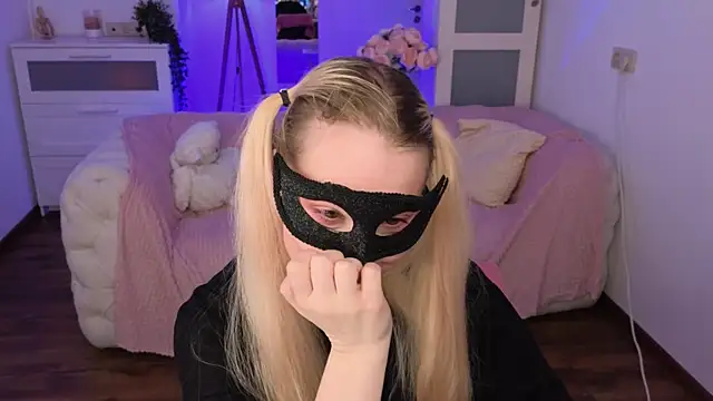 jeancolex online show from December 15, 2024, 5:23 am