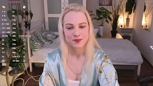 jeancolex online show from November 25, 2025, 9:26 pm