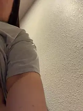 avarckssss online show from January 19, 2025, 2:15 am