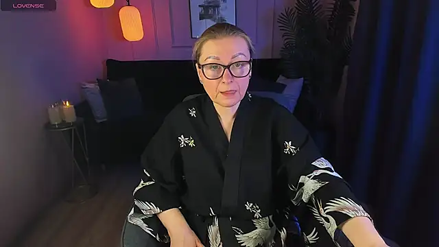 AlexandraKind online show from February 15, 2025, 8:43 pm