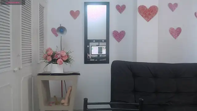 lulu 25  online show from December 23, 2024, 12:30 pm