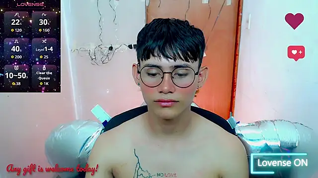 tanjiro cute online show from October 19, 2025, 6:14 am