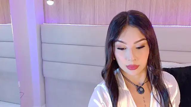 EymiCuper online show from December 18, 2025, 7:20 pm