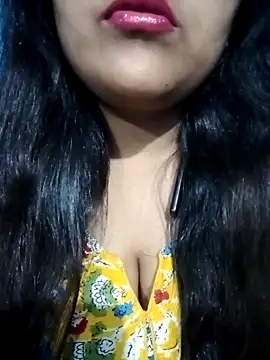 Love-Veronica online show from February 16, 2026, 12:45 pm