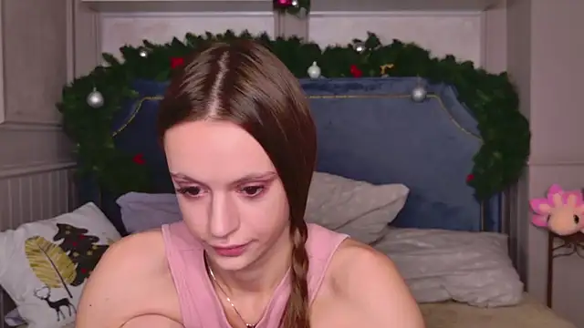 Snapshot of RebeccaMartons chatting on January 14, 2025, 4:04 am RebeccaMartons online show from January 14, 2025, 4:04 am