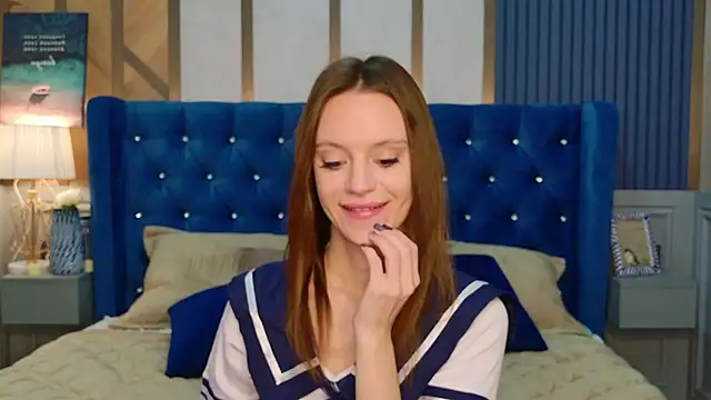Snapshot of RebeccaMartons chatting on January 20, 2025, 12:15 am RebeccaMartons online show from January 20, 2025, 12:15 am