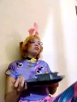 Cutie-Bunny888 online show from December 4, 2024, 1:58 am
