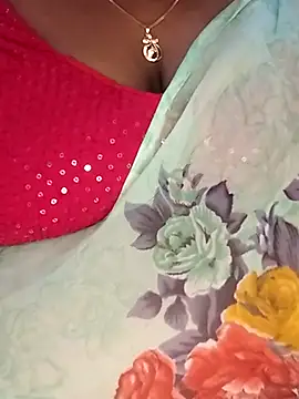 Sexy Radhikaa online show from May 24, 2026, 3:22 am
