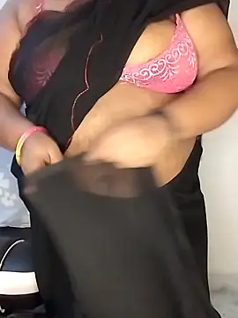 Sexy Radhikaa online show from May 26, 2026, 11:23 pm