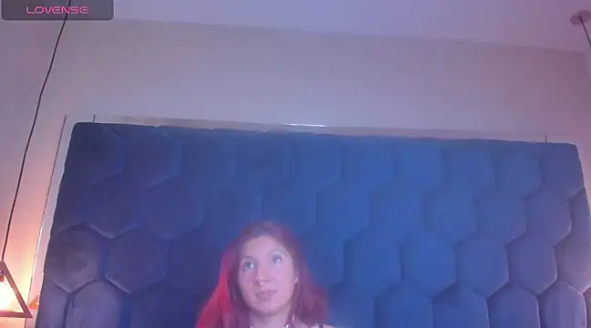 Snapshot of EndlessNightfx chatting on January 7, 2025, 6:35 pm EndlessNightfx online show from January 7, 2025, 6:35 pm