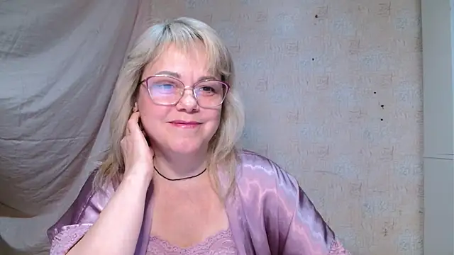 Snapshot of sweetsunset11 chatting on January 10, 2026, 3:08 am sweetsunset11 online show from January 10, 2026, 3:08 am