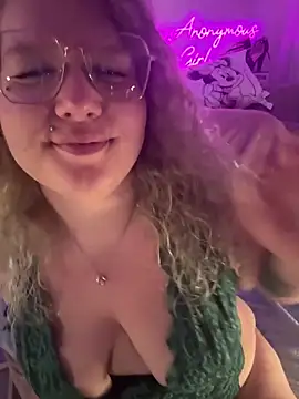 CurvyAnonymousGirl89 online show from March 3, 2026, 4:57 pm