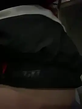 Snapshot of Fuckboy4public chatting on January 10, 2025, 8:18 am Fuckboy4public online show from January 10, 2025, 8:18 am