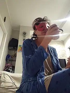 Vagabondainnamorata online show from November 8, 2025, 5:18 am