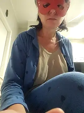 Vagabondainnamorata online show from November 20, 2025, 3:50 am