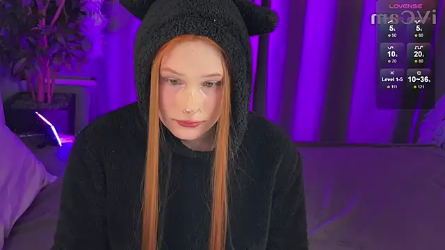 Snapshot of Kleo_Godde chatting on February 21, 2025, 9:54 pm Kleo Godde online show from February 21, 2025, 9:54 pm