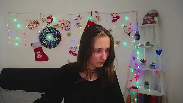 MichelLeee online show from January 8, 2025, 12:05 pm