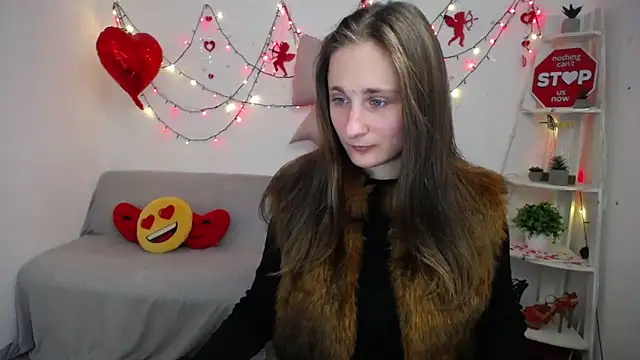 Snapshot of MichelLeee chatting on February 5, 2026, 2:00 pm MichelLeee online show from February 5, 2026, 2:00 pm