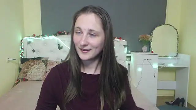 MichelLeee online show from April 30, 2026, 11:27 am