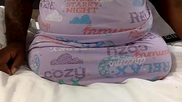 Snapshot of Cocabugattibad chatting on December 8, 2024, 3:53 am Cocabugattibad online show from December 8, 2024, 3:53 am