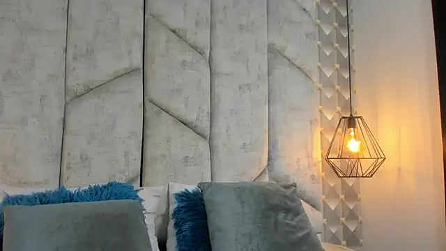 AshleyHill2 online show from April 7, 2026, 2:01 am