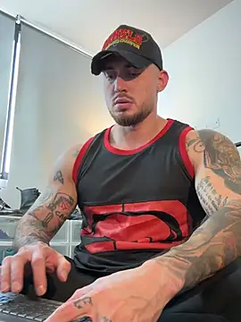 Snapshot of DimitriSullivan_ chatting on July 11, 2026, 9:16 pm DimitriSullivan online show from July 11, 2026, 9:16 pm