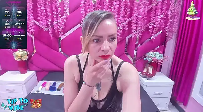 Snapshot of alaha_evans chatting on December 27, 2024, 10:45 am alaha evans online show from December 27, 2024, 10:45 am