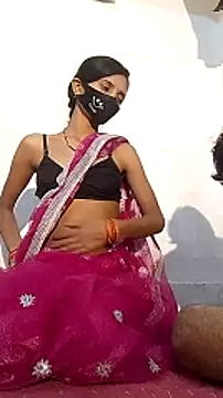 Snapshot of Suhani512 chatting on January 7, 2025, 6:24 pm Suhani512 online show from January 7, 2025, 6:24 pm