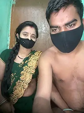 Suhani512 online show from June 1, 2026, 11:28 pm