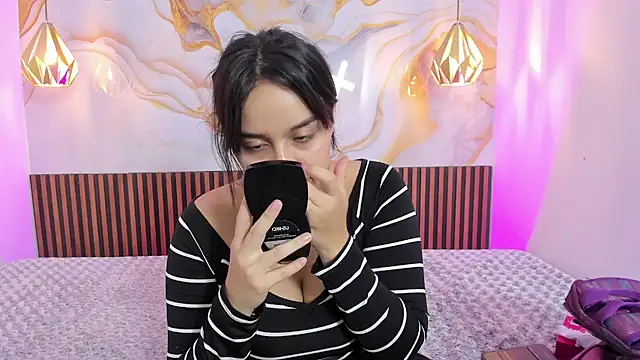 MelissaGilll online show from September 10, 2025, 8:20 pm