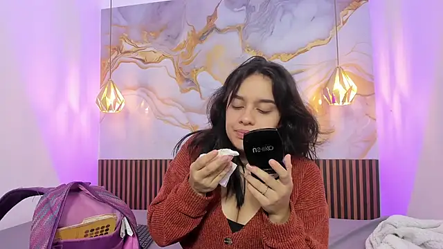 MelissaGilll online show from September 18, 2025, 7:27 pm