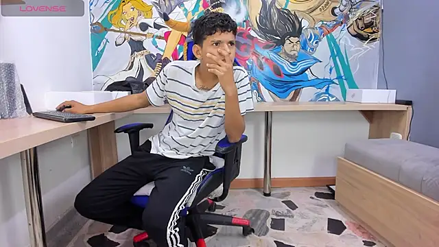 Snapshot of Jeffry_wolvess chatting on January 30, 2025, 12:48 pm Jeffry wolvess online show from January 30, 2025, 12:48 pm