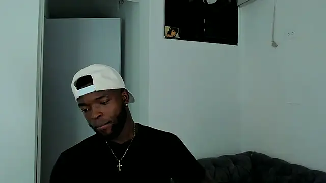 Snapshot of Dylan_Taylor chatting on September 11, 2025, 3:17 am Dylan Taylor online show from September 11, 2025, 3:17 am