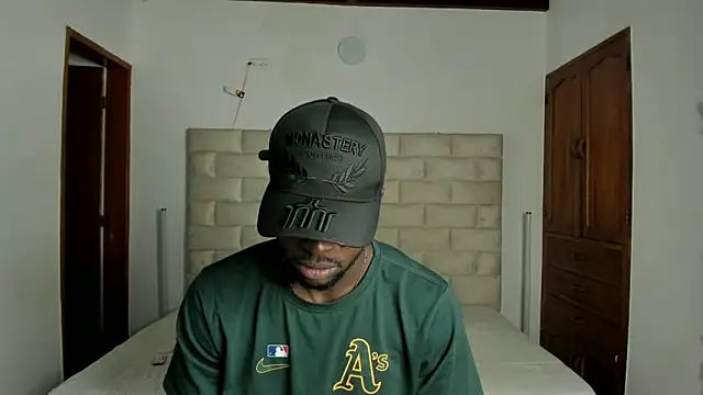 Dylan Taylor online show from February 15, 2026, 3:36 am