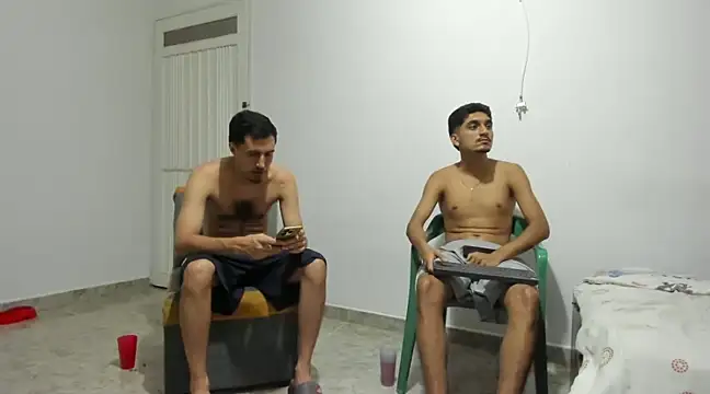 Snapshot of latin_bbc chatting on December 24, 2024, 5:27 am latin bbc online show from December 24, 2024, 5:27 am