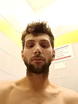 Snapshot of dariodario chatting on January 20, 2025, 7:04 pm dariodario online show from January 20, 2025, 7:04 pm