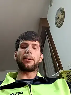 Snapshot of dariodario chatting on February 6, 2025, 9:22 am dariodario online show from February 6, 2025, 9:22 am