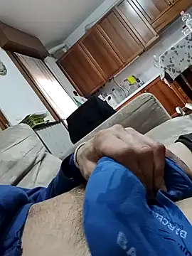 Snapshot of dariodario chatting on February 11, 2025, 11:32 am dariodario online show from February 11, 2025, 11:32 am