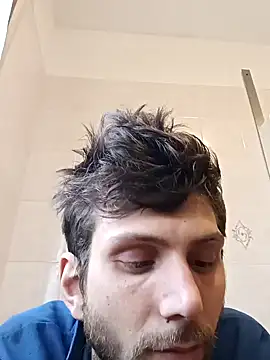 Snapshot of dariodario chatting on February 12, 2025, 12:22 pm dariodario online show from February 12, 2025, 12:22 pm