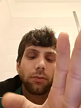 Snapshot of dariodario chatting on February 22, 2025, 12:27 am dariodario online show from February 22, 2025, 12:27 am