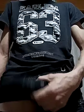 Snapshot of dariodario chatting on March 1, 2025, 4:15 am dariodario online show from March 1, 2025, 4:15 am