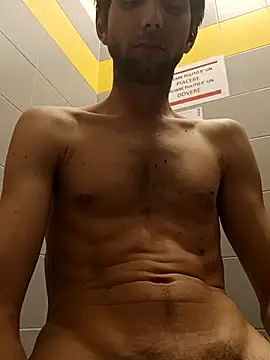 Snapshot of dariodario chatting on March 6, 2025, 6:05 pm dariodario online show from March 6, 2025, 6:05 pm