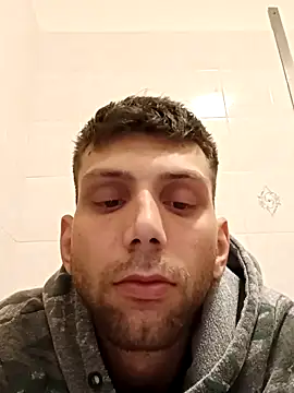 Snapshot of dariodario chatting on March 22, 2025, 11:11 am dariodario online show from March 22, 2025, 11:11 am