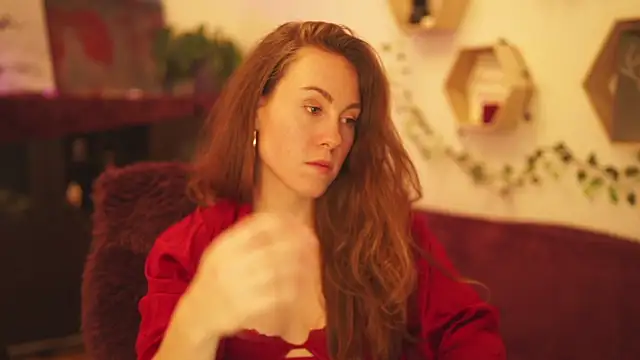 Snapshot of Berberis__Silene chatting on January 6, 2025, 11:09 pm Berberis Silene online show from January 6, 2025, 11:09 pm