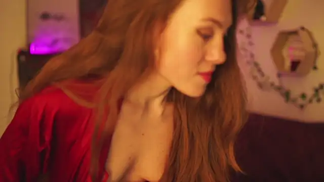 Snapshot of Berberis__Silene chatting on January 13, 2025, 8:04 pm Berberis Silene online show from January 13, 2025, 8:04 pm