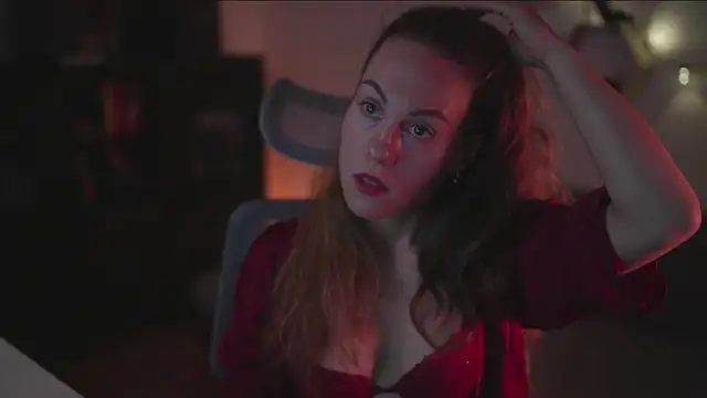 Snapshot of Berberis__Silene chatting on September 10, 2025, 8:09 pm Berberis Silene online show from September 10, 2025, 8:09 pm