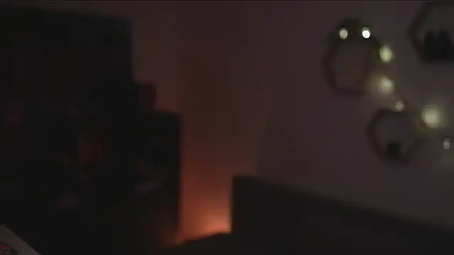 Snapshot of Berberis__Silene chatting on September 21, 2025, 7:37 pm Berberis Silene online show from September 21, 2025, 7:37 pm